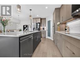 21 EVYLEAN COURT - 9