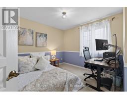 762 FRONTENAC CRESCENT - 23