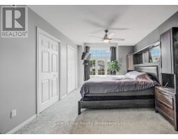 468 CHAMPLAIN AVENUE - 21
