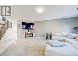 468 CHAMPLAIN AVENUE - 7