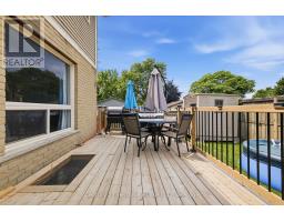 7 - 863 PARKINSON ROAD N - 19