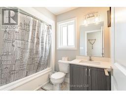 38 AMBER STREET - 20