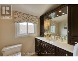 763 WILTON CRESCENT - 22