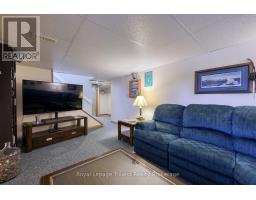 763 WILTON CRESCENT - 26