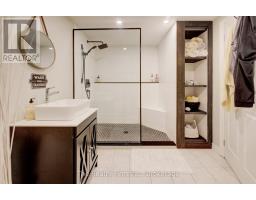 270 TALBOT STREET - 36