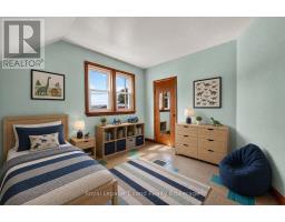 241 DELATRE STREET W - 29