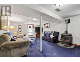 14 EAST PARK DRIVE - 24