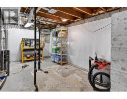 261 SPRINGBANK AVENUE N - 26