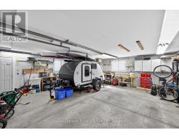 261 SPRINGBANK AVENUE N - 28