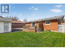 261 SPRINGBANK AVENUE N - 32