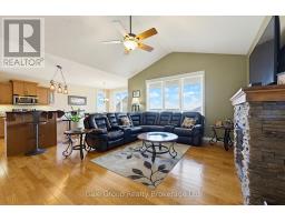 808 STONEGATE DRIVE - 6