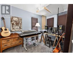 312 MAIN STREET W - 18