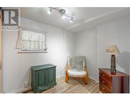 9 3RD STREET - 16