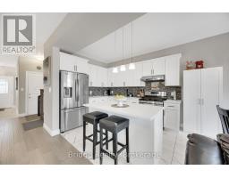 2832 DOYLE DRIVE - 15