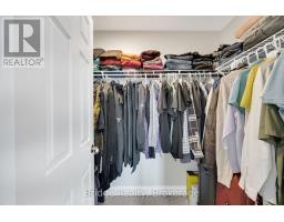 2832 DOYLE DRIVE - 35