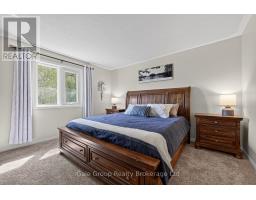 89 LINDSAY ROAD - 22