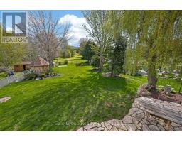 89 LINDSAY ROAD - 33