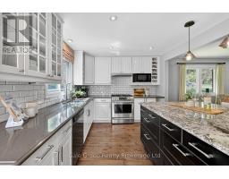 1 SUMMIT CRESCENT - 14