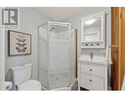 1 SUMMIT CRESCENT - 22