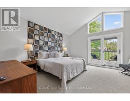 1 SUMMIT CRESCENT - 25