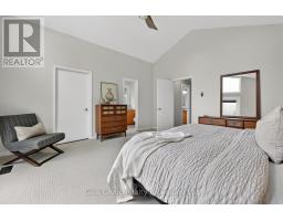 1 SUMMIT CRESCENT - 26