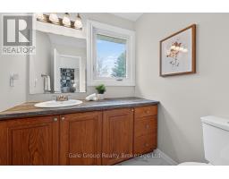 1 SUMMIT CRESCENT - 29