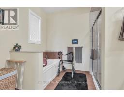 14 GREEN GABLE PLACE - 17