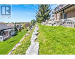 14 GREEN GABLE PLACE - 36