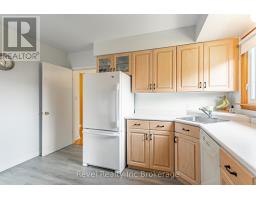 793 GLADSTONE DRIVE - 16