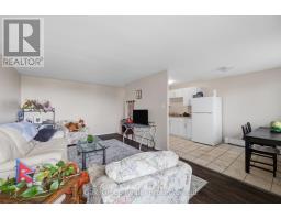 814 - 750 KIPPS LANE - 11