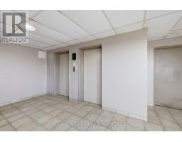 814 - 750 KIPPS LANE - 24