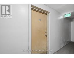 814 - 750 KIPPS LANE - 7