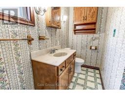 42 MAUD STREET - 11