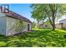 42 MAUD STREET - 6