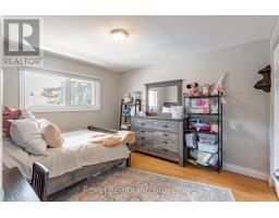 828 WARWICK STREET - 17