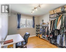 828 WARWICK STREET - 19