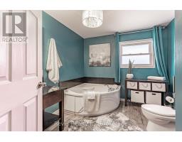 828 WARWICK STREET - 20