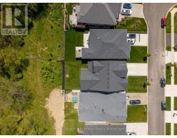 73 ROYAL DORNOCH DRIVE - 40