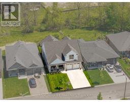 73 ROYAL DORNOCH DRIVE - 42