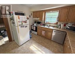 213 BELGRAVE STREET - 11