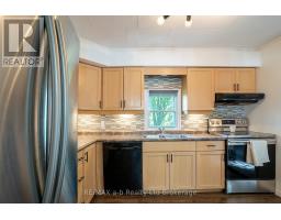 80 STOVER STREET N - 6