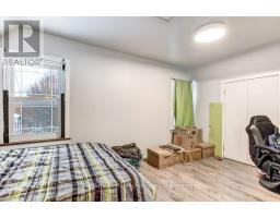 87 BAY STREET - 16