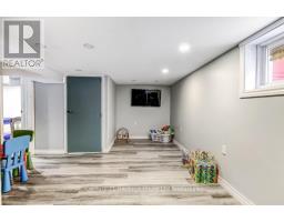 87 BAY STREET - 17