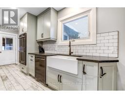 87 BAY STREET - 6