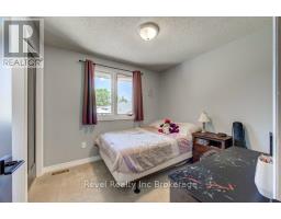 355 OXFORD AVENUE - 18