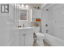 8 - 105 KING STREET - 20