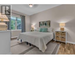 8 - 105 KING STREET - 22