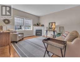 8 - 105 KING STREET - 4