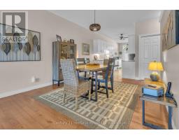 8 - 105 KING STREET - 6