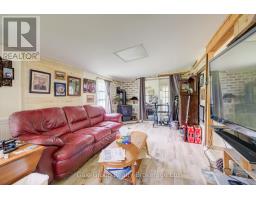 495856 10TH LINE - 24